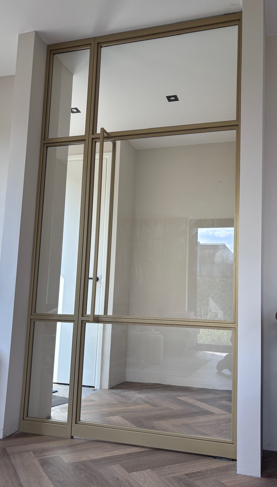 Trap, balustrade en stalen deur Wintelre — beeld 3