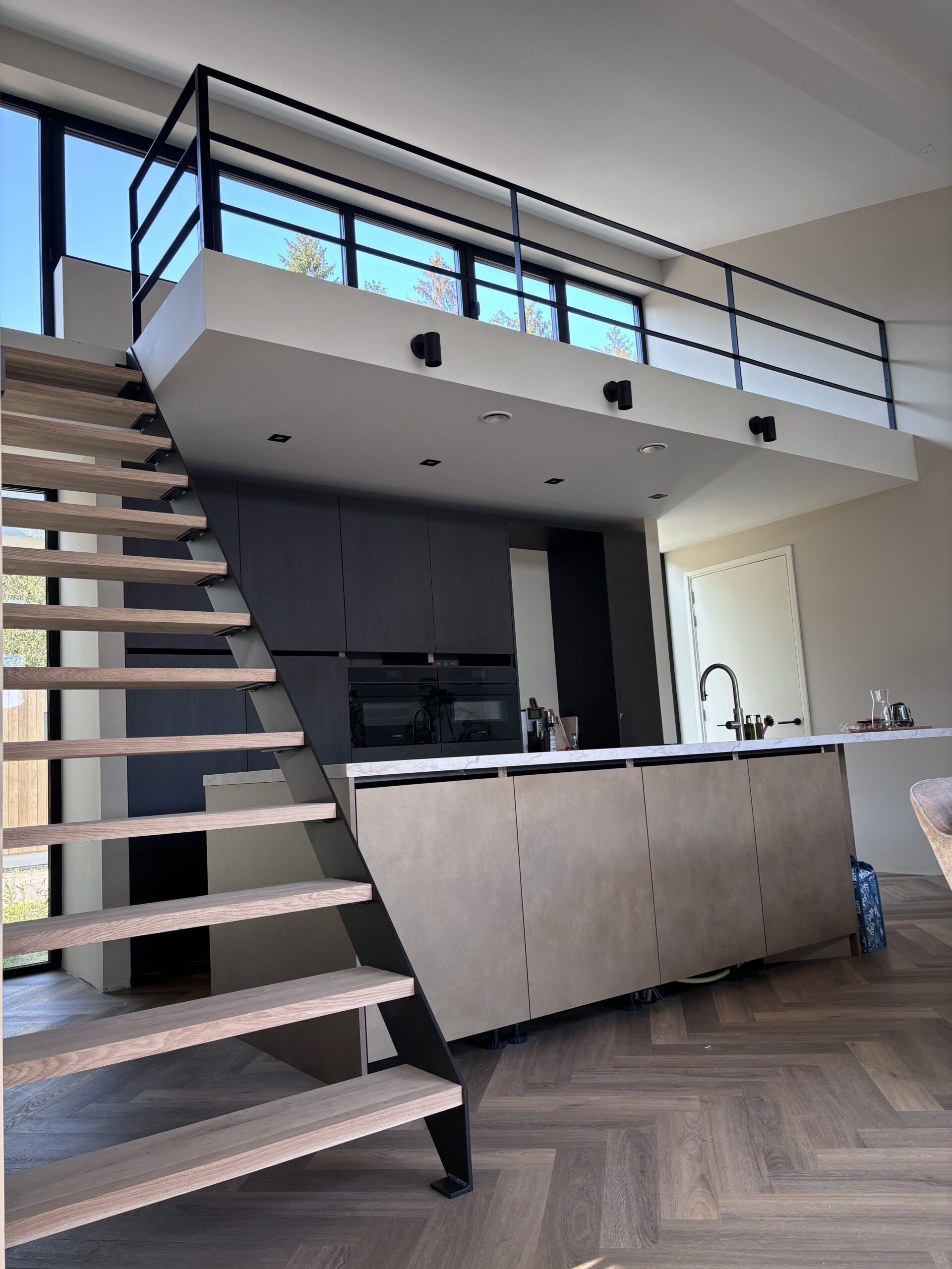 Trap en balustrade Wintelre